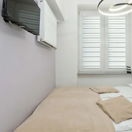 Lejlighed Stylish With Balcony In Old Town By Renters